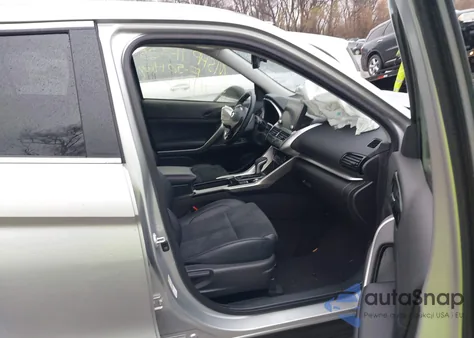 2024 Mitsubishi Eclipse Cross Se S-Awc/Sel S-Awc z USA, uszkodzony, nr VIN JA4ATWAA5RZ067976